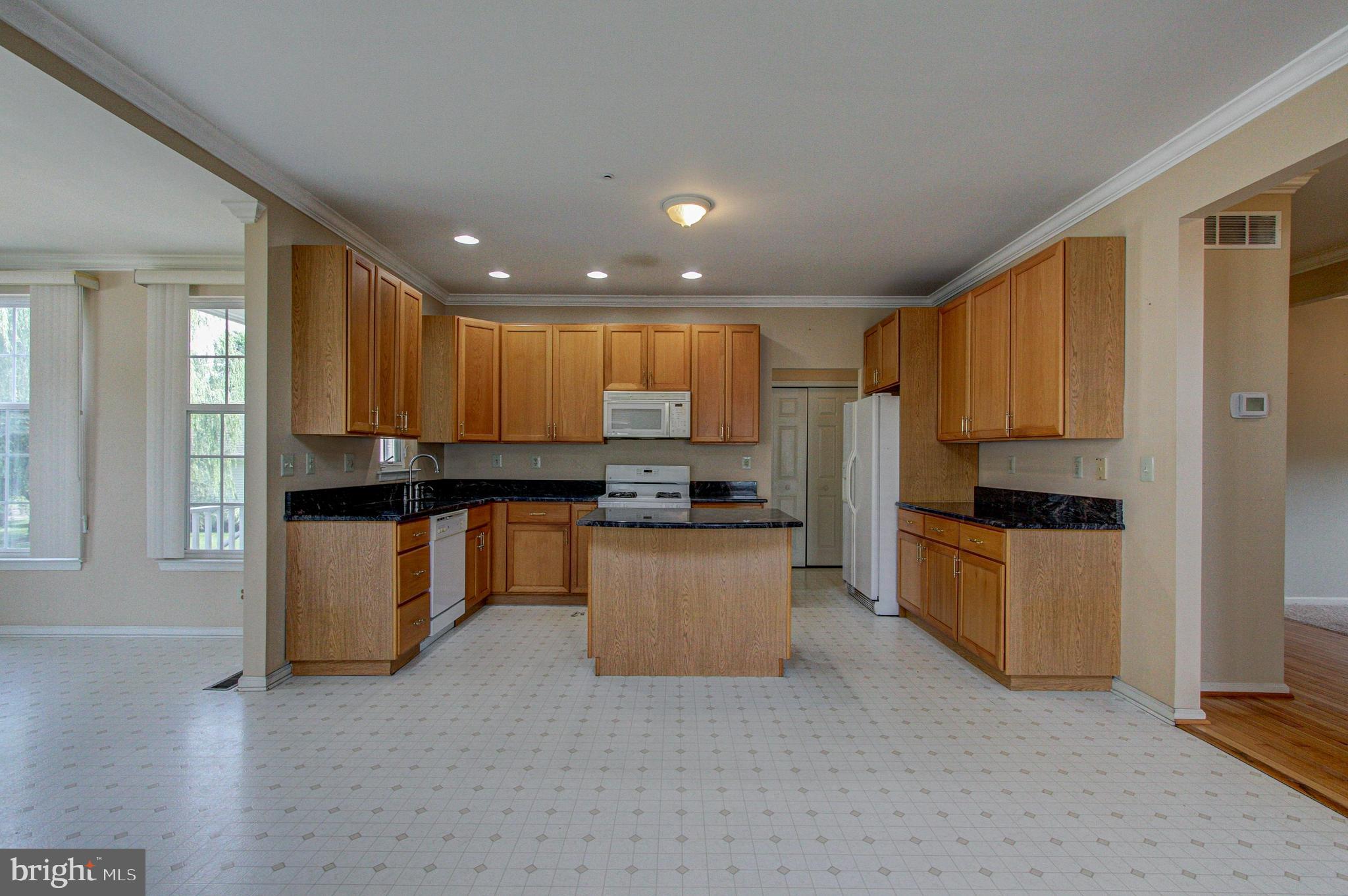 79 Valentine Road Warminster, PA 18974 - Photo 15 of 32 Gallery Image 15
