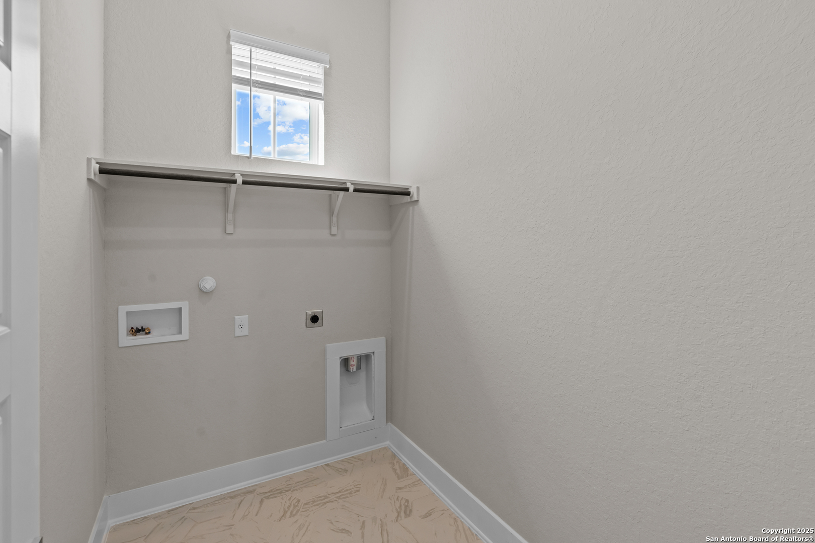 310 Vamanos Boerne, TX 78006 - Photo 12 of 49