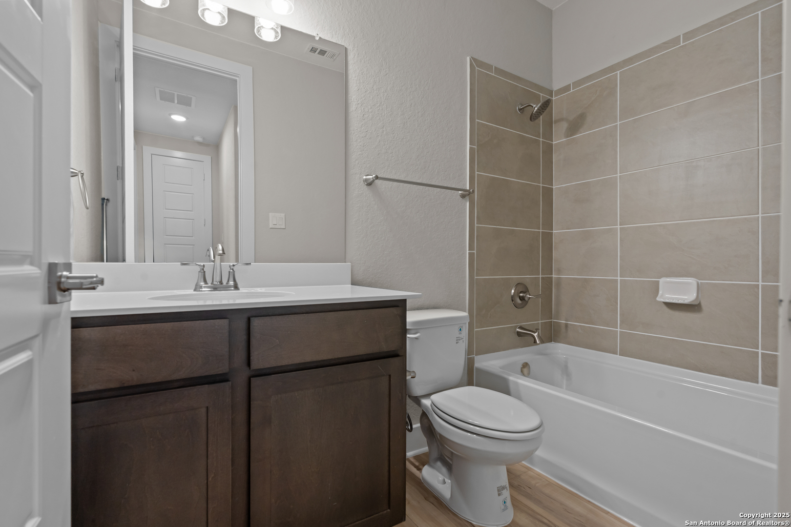 310 Vamanos Boerne, TX 78006 - Photo 15 of 49