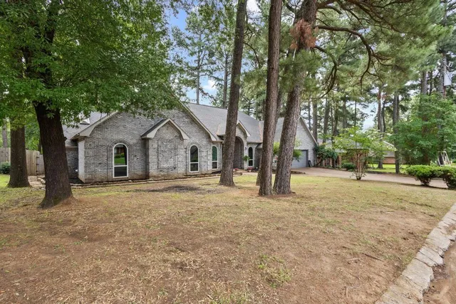 $310,000 | 494 Spruce Drive, Reno, TX 75462