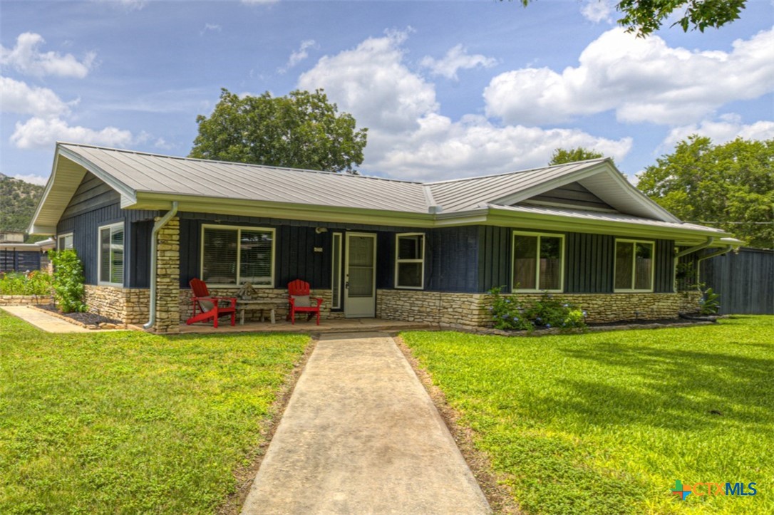 635 Riverside Path Canyon Lake, TX 78133 - Photo 1 of 47 Gallery Image 1