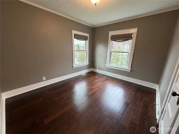 $585,000 | 9 H Street Southeast, Auburn, WA 98002