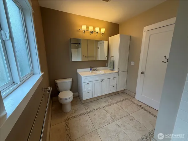 $585,000 | 9 H Street Southeast, Auburn, WA 98002