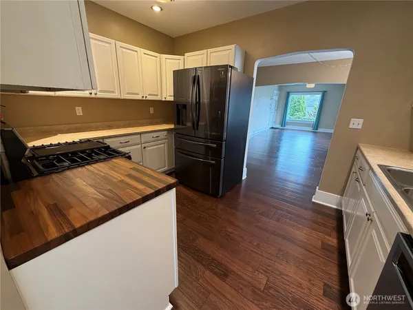$585,000 | 9 H Street Southeast, Auburn, WA 98002