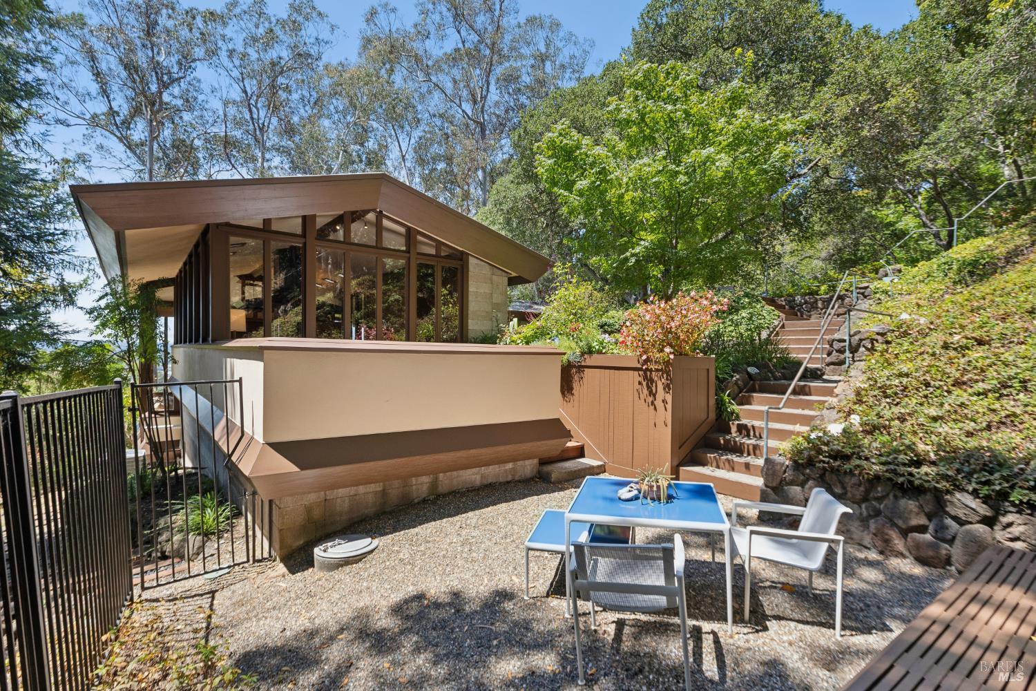 335 Highland Avenue San Rafael, CA 94901 - Photo 69 of 98