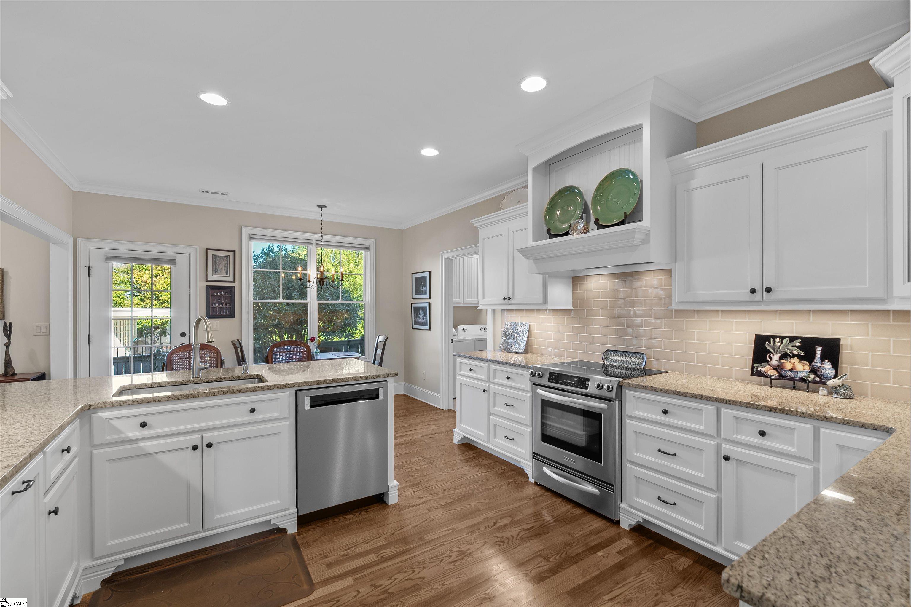 5 Riverside Drive Greenville, SC 29605 - Photo 21 of 49 Gallery Image 21