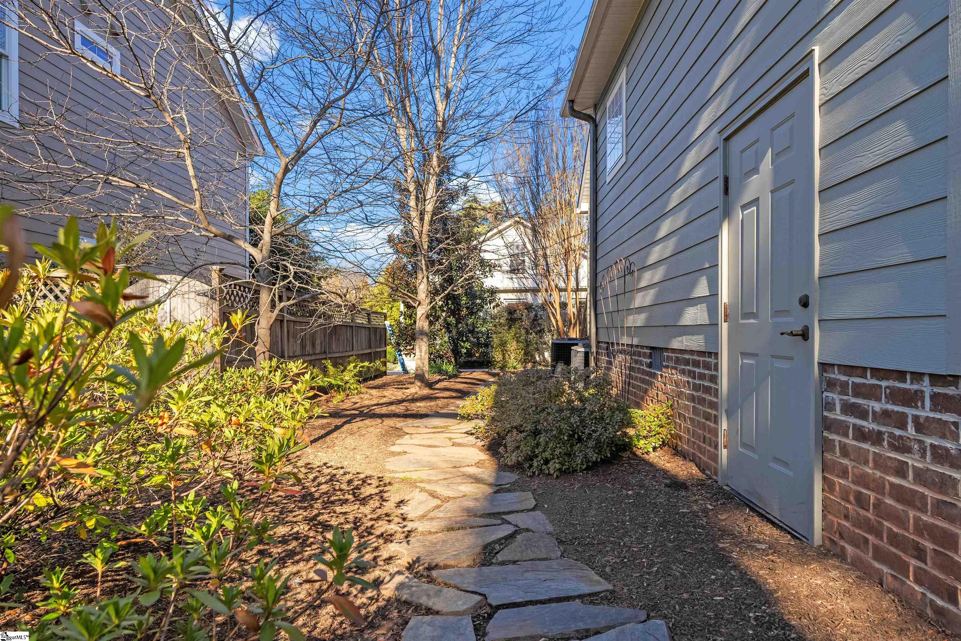 5 Riverside Drive Greenville, SC 29605 - Photo 47 of 49 Gallery Image 47