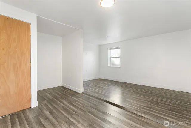 $590,000 | 19504 3rd Avenue South, Des Moines, WA 98148