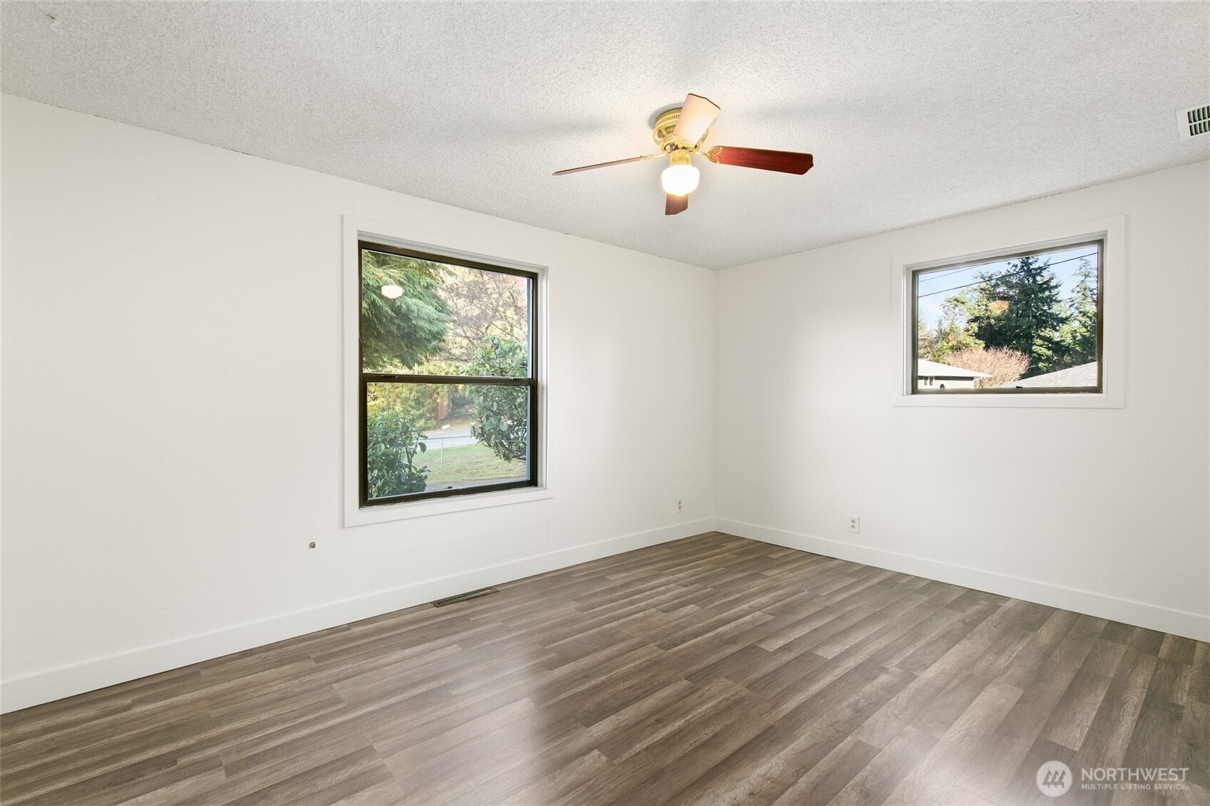 19504 3rd Avenue South Des Moines, WA 98148 - Photo 20 of 33