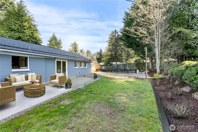 $590,000 | 19504 3rd Avenue South, Des Moines, WA 98148