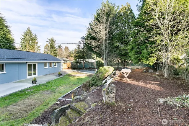 $590,000 | 19504 3rd Avenue South, Des Moines, WA 98148