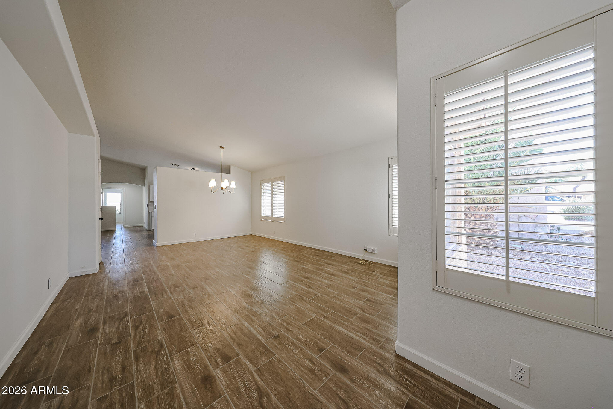 4047 East Jojoba Road Phoenix, AZ 85044 - Photo 13 of 41