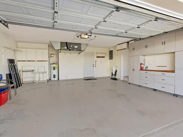 a view of a garage
