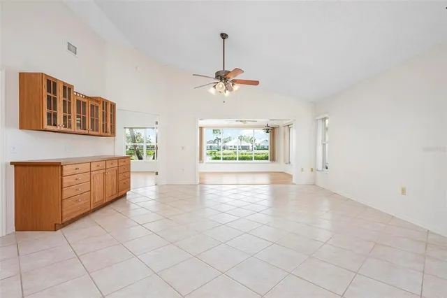 $3,300 | 799 Harrington Lake Drive North, Unit 73, Venice, FL 34293