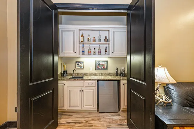 $1,265,000 | 654 Grey Rock Drive, Midland, GA 31820