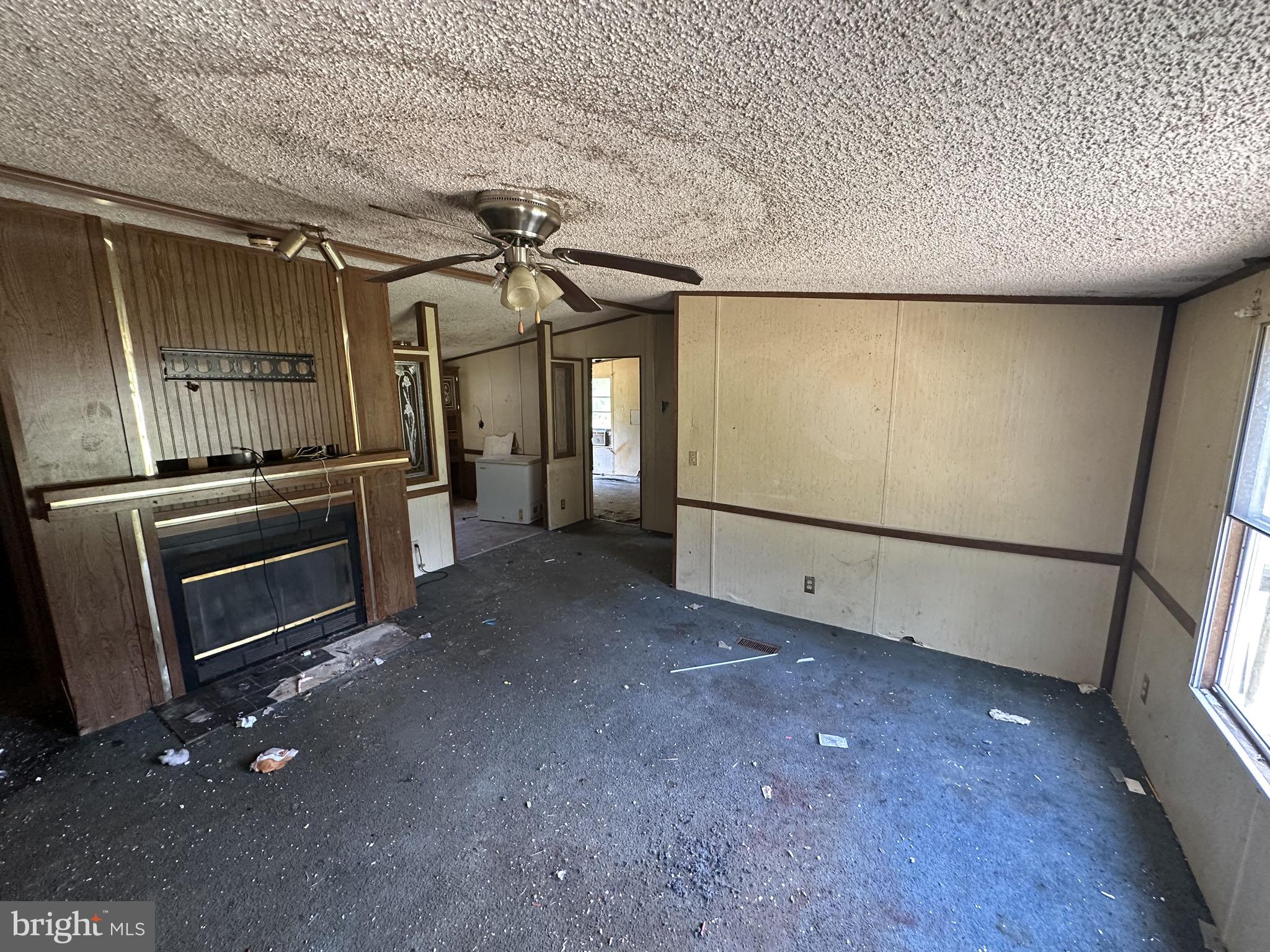 1654 Harris Creek Road Louisa, VA 23093 - Photo 3 of 23