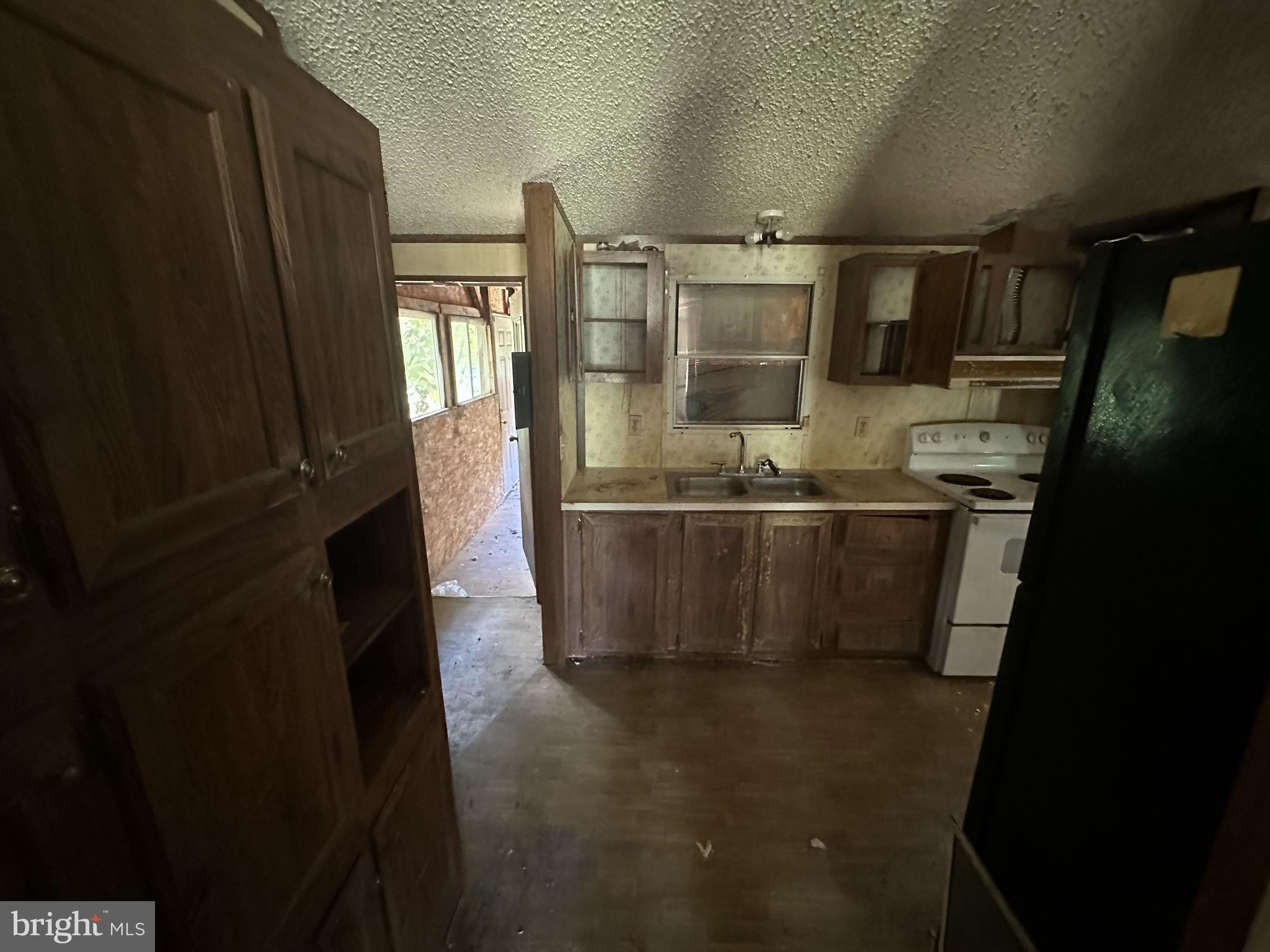 1654 Harris Creek Road Louisa, VA 23093 - Photo 10 of 23