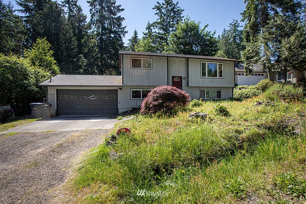 201 East Canyon View Road Belfair, WA 98528 - Photo 2 of 29