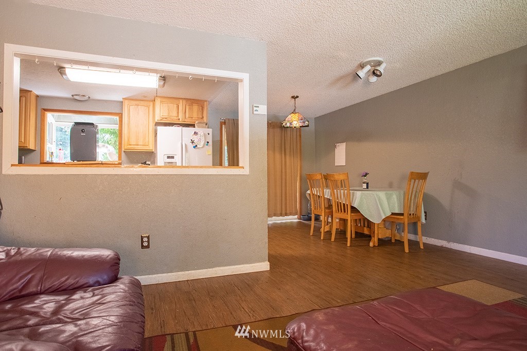 201 East Canyon View Road Belfair, WA 98528 - Photo 8 of 29
