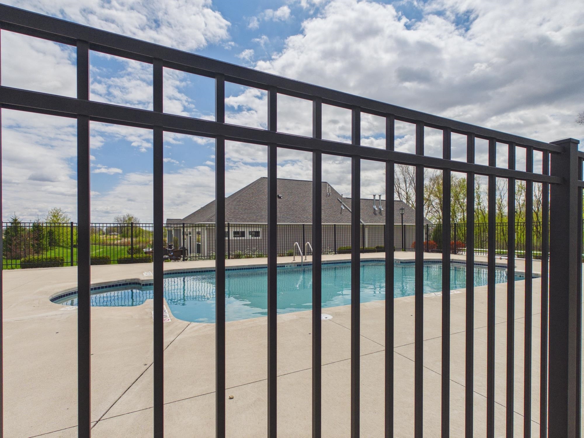 5668 North Kestrel Circle Appleton, WI 54913 - Photo 29 of 33