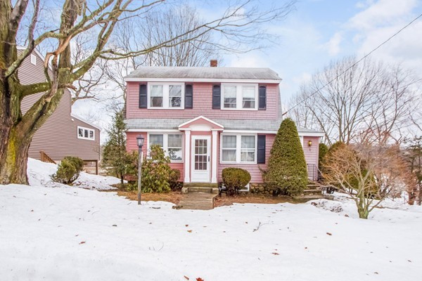 146 Clinton Road Weymouth, MA 02189 - Photo 2 of 25 Gallery Image 2