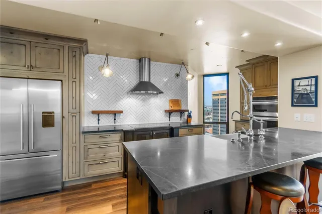$550,000 | 1625 Larimer Street, Unit 1705, Denver, CO 80202