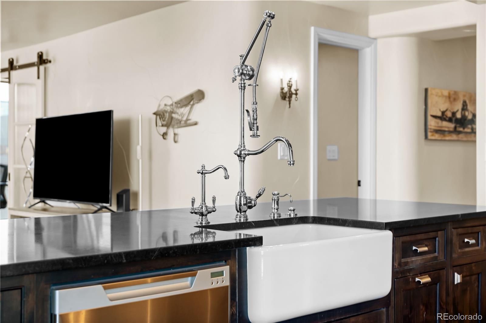 1625 Larimer Street, Unit 1705 Denver, CO 80202 - Photo 15 of 49