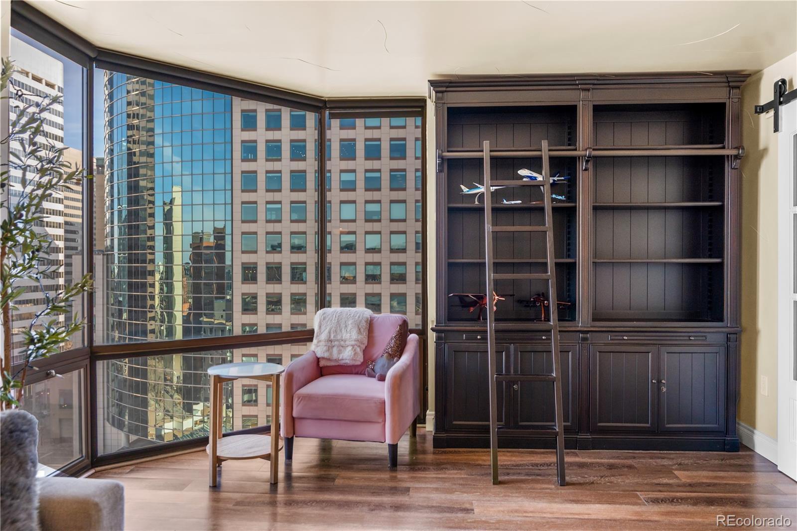 1625 Larimer Street, Unit 1705 Denver, CO 80202 - Photo 21 of 49