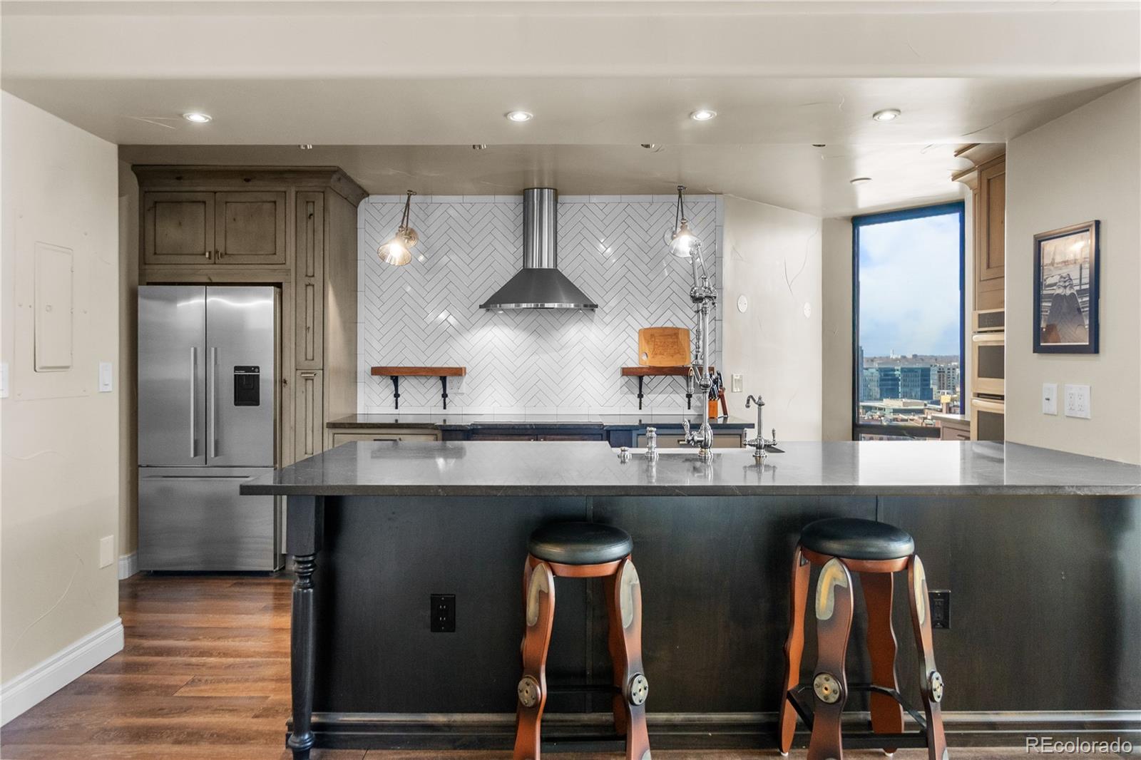 1625 Larimer Street, Unit 1705 Denver, CO 80202 - Photo 8 of 49