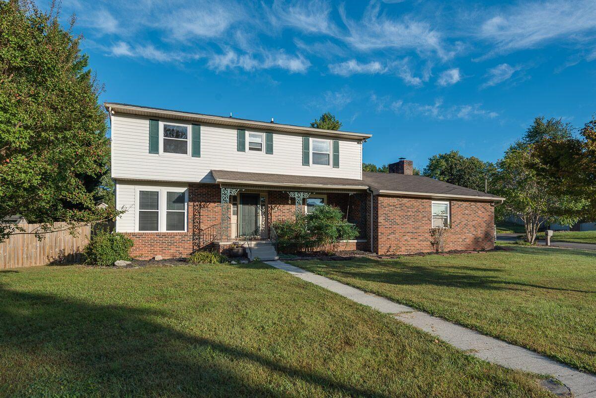 7301 Cornwall Road, Unit 4 Knoxville, TN 37931 - Photo 1 of 15 JBP_Cornwall7301-1_preview.jpeg