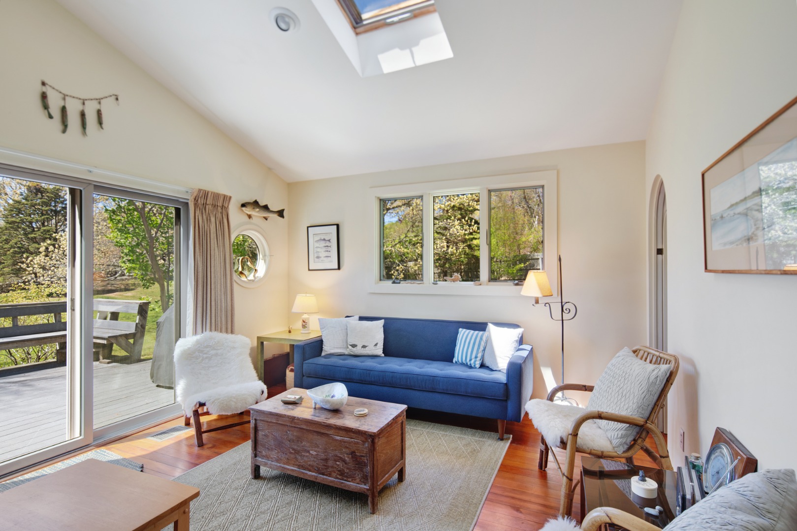 10 Abel's Neck Road Chilmark, MA 02535 - Photo 6 of 20 a living room with furniture and a window