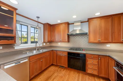 $950,000 | 1420 Bonnie Brae, River Forest, IL 60305