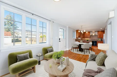 $950,000 | 1420 Bonnie Brae, River Forest, IL 60305