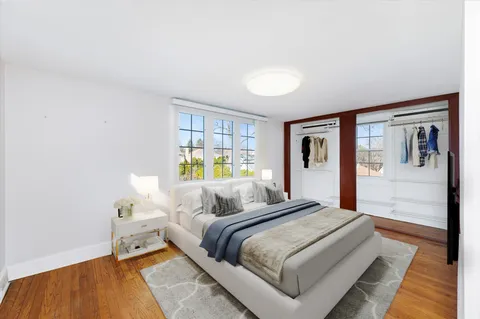 $950,000 | 1420 Bonnie Brae, River Forest, IL 60305