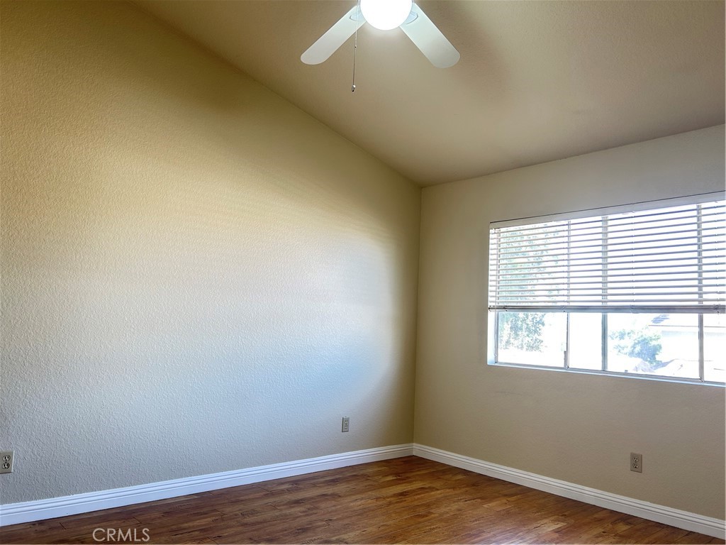 567 Springbrook North Irvine, CA 92614 - Photo 13 of 27