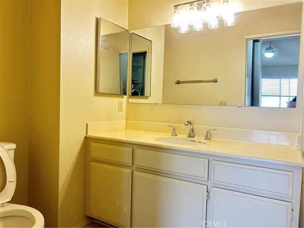 $4,000 | 567 Springbrook North, Irvine, CA 92614