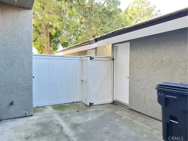 $4,000 | 567 Springbrook North, Irvine, CA 92614