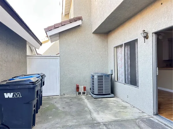 $4,000 | 567 Springbrook North, Irvine, CA 92614