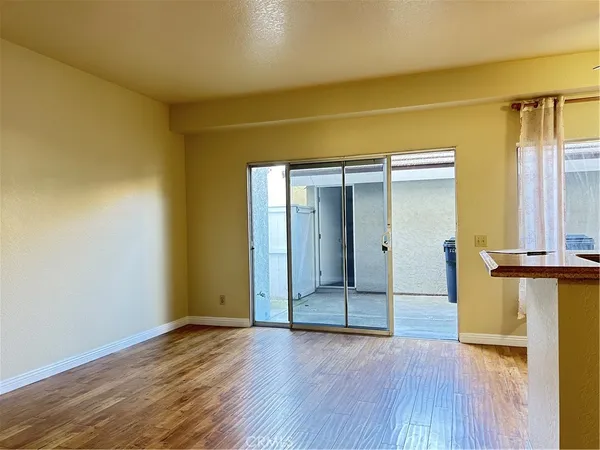 $4,000 | 567 Springbrook North, Irvine, CA 92614