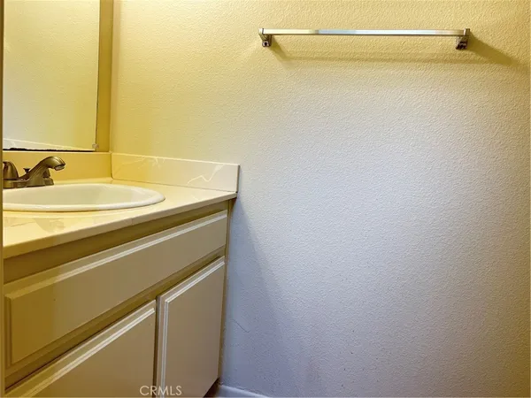 $4,000 | 567 Springbrook North, Irvine, CA 92614