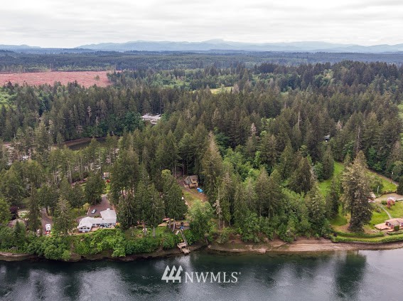 351 Southeast Channel Point Road Shelton, WA 98584 - Photo 8 of 39 Gallery Image 8