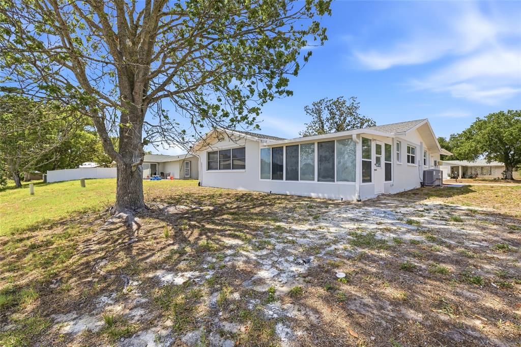 7526 Pineapple Lane Port Richey, FL 34668 - Photo 29 of 40