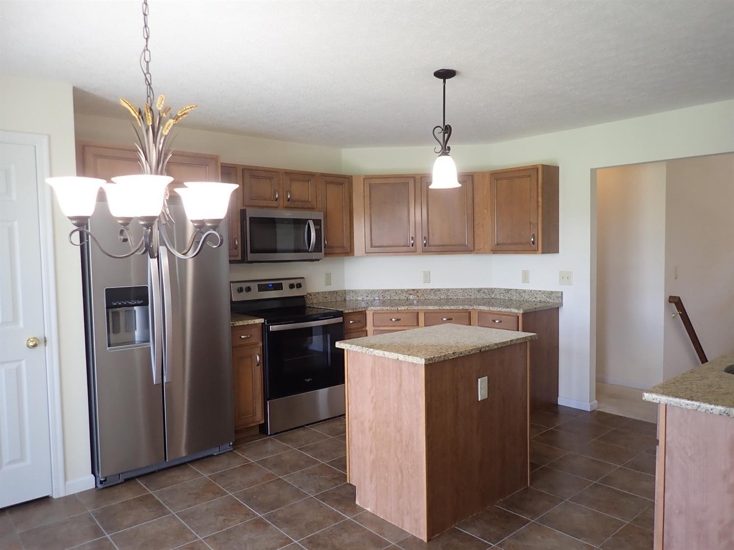6305 SHOREACRES Court Hamilton, OH 45011 - Photo 11 of 31