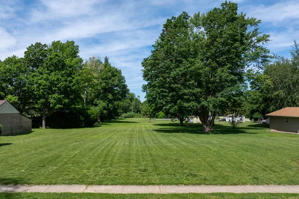 $82,000 | 533 North Stewart Street, Geneseo, IL 61254