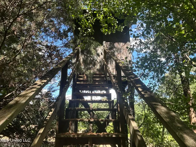 $499,450 | 1 Farr Road, Edwards, MS 39066