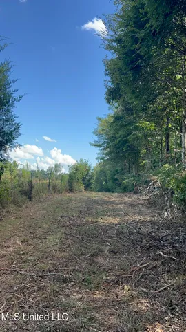 $499,450 | 1 Farr Road, Edwards, MS 39066