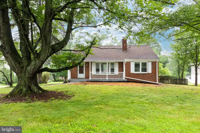 $2,650 | 25731 Ridge Road, Damascus, MD 20872