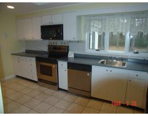 23 Hillview Road North Reading, MA 01864 - Photo 11 of 12 Gallery Image 11