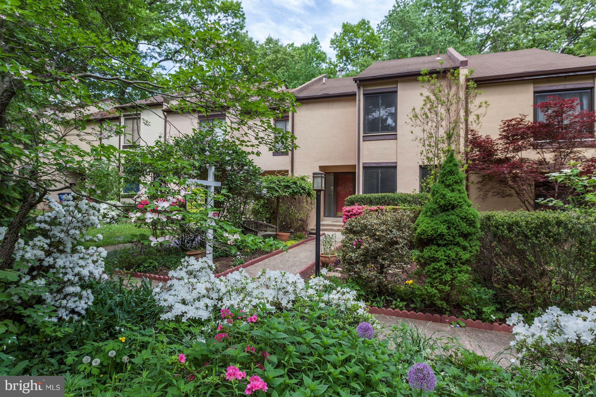 2364 Soft Wind Court Reston, VA 20191 - Photo 22 of 29 Upgraded Woodland Garden Retreat!