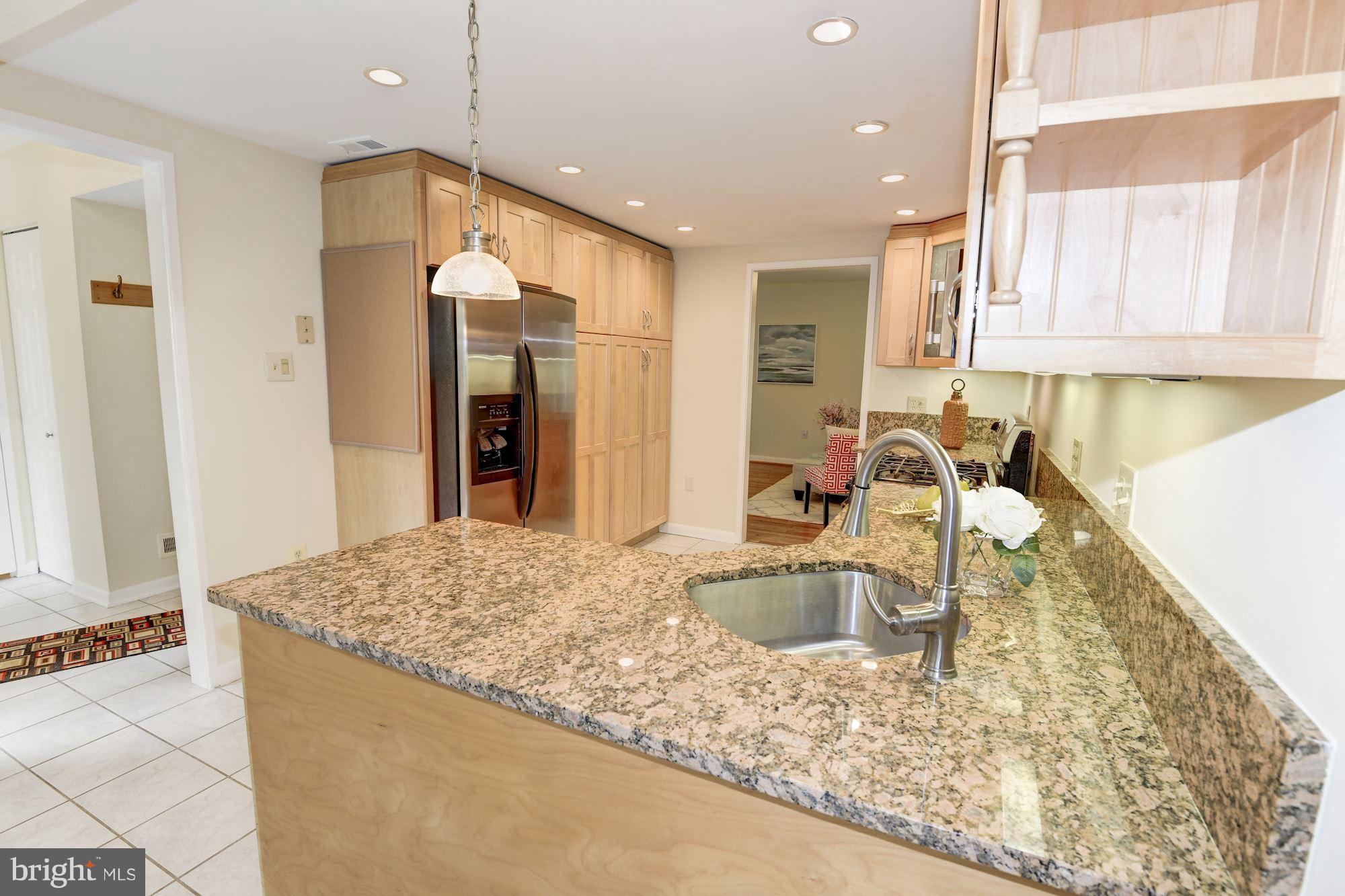 2364 Soft Wind Court Reston, VA 20191 - Photo 8 of 29 Upgraded kitchen w/ granite and recessed lighting